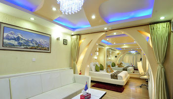 Aria Boutique &
