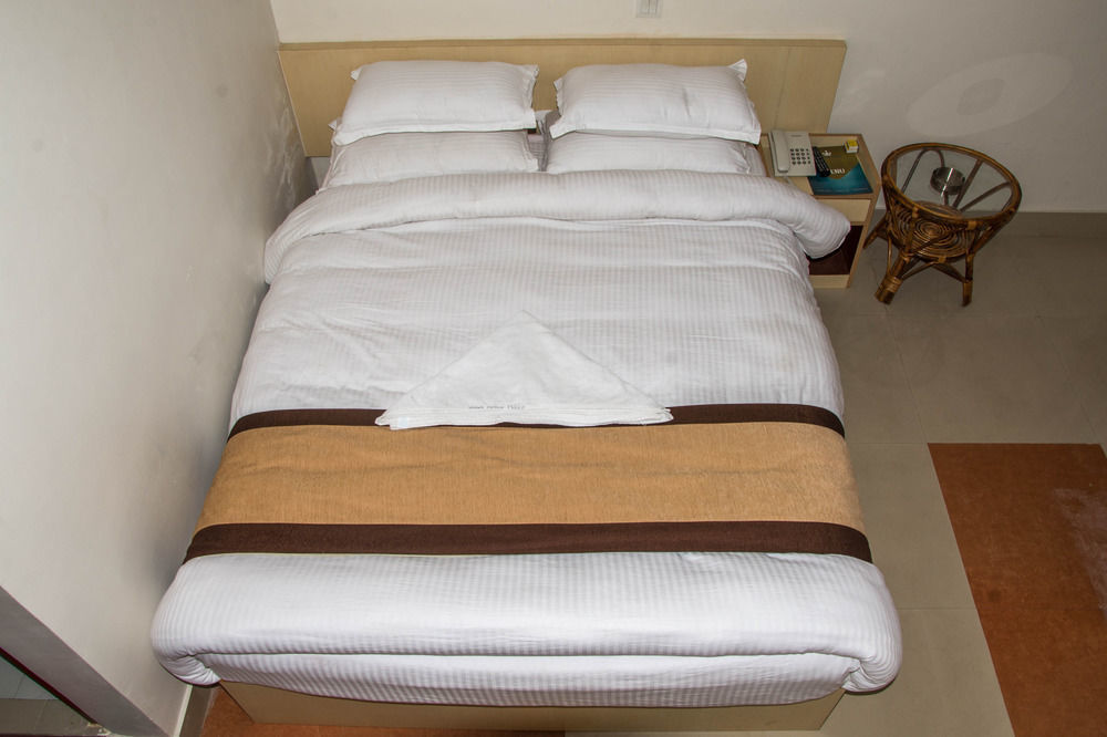 Hotel Oyo 123 Plaza 3*
