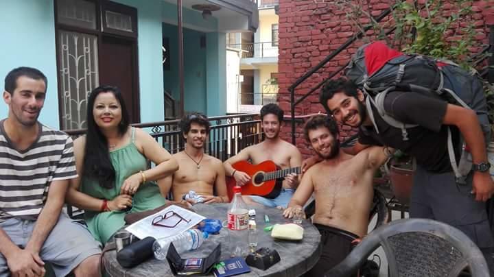 Hostel Sisters *
