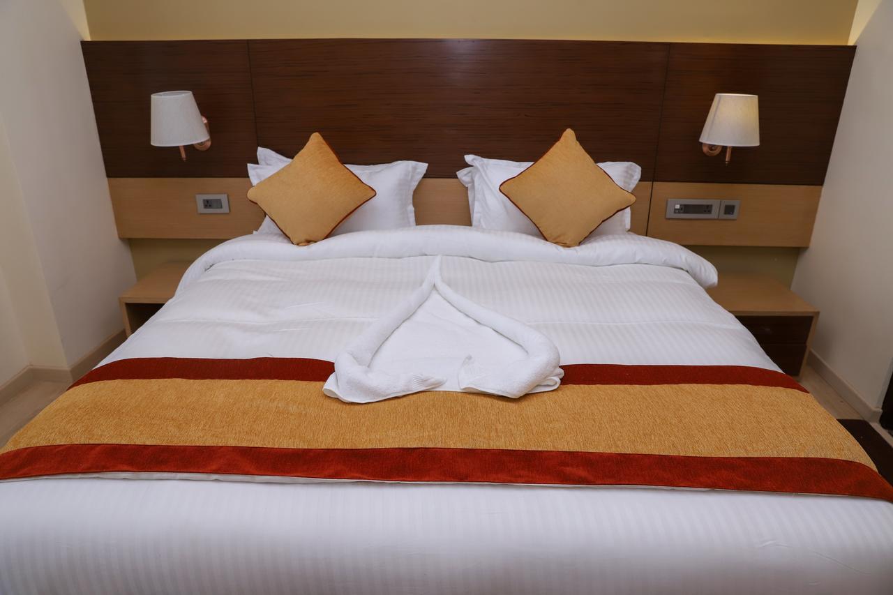 Hotel Retro And Kathmandu