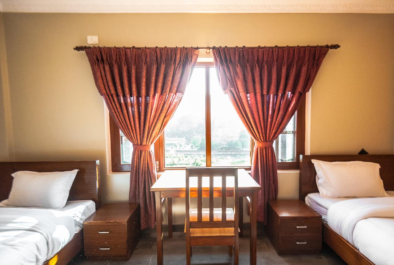Guest house Be Here Now