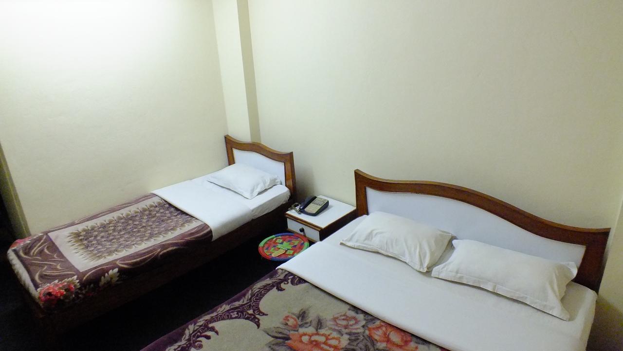 Hotel Dolphin