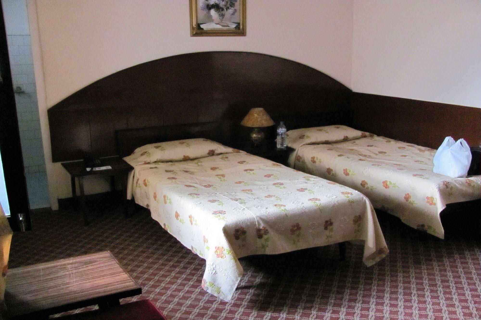 Shakti Hotel 3*
