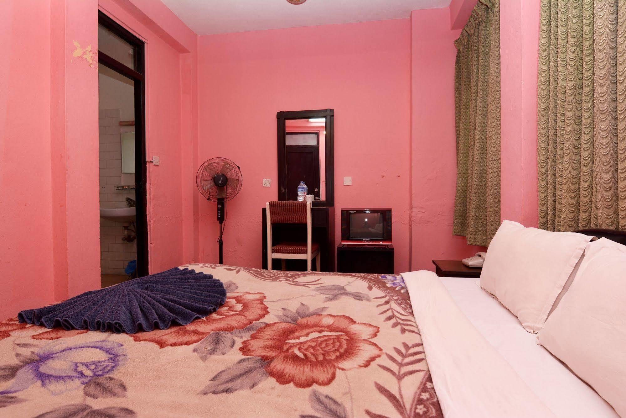 Silver Hotel