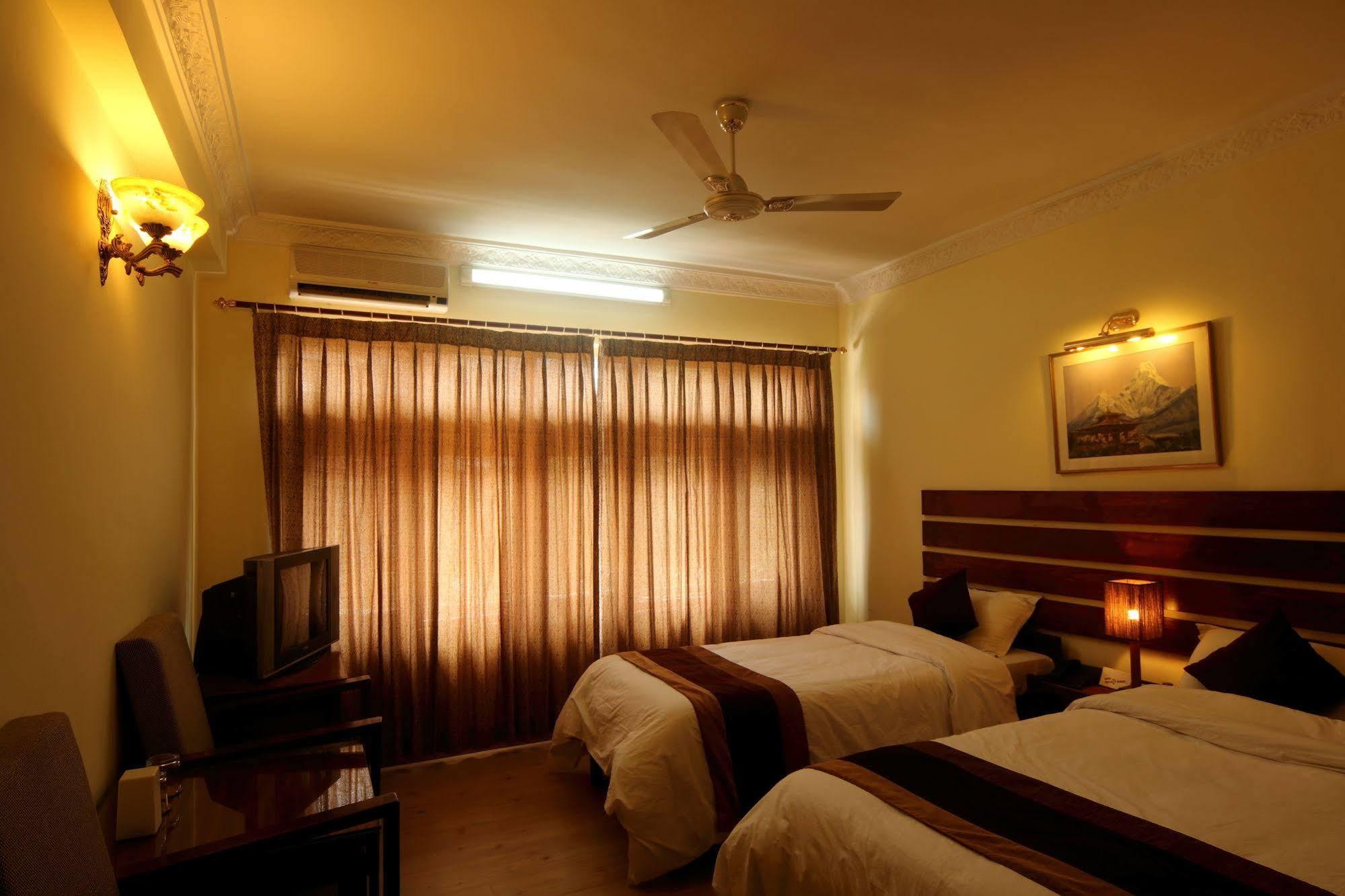 Hotel Thorong Peak 3*