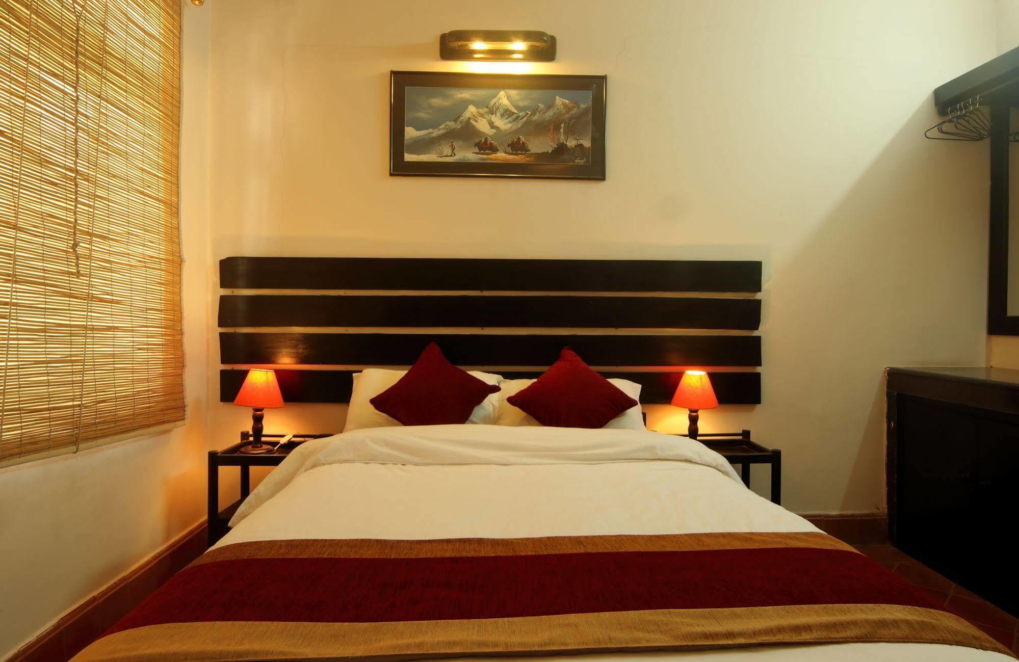Hotel Thorong Peak