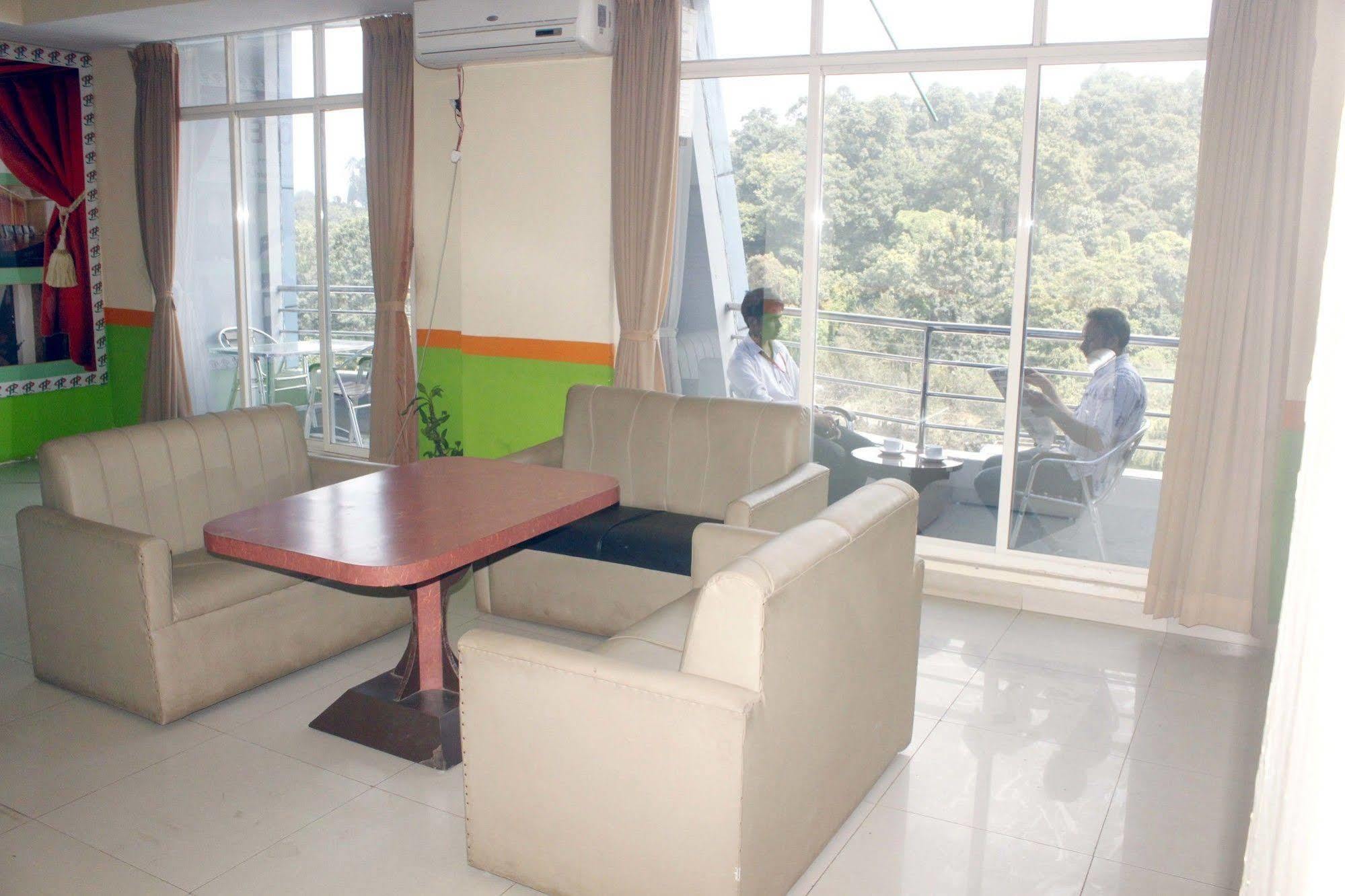 Palagya & Restaurant