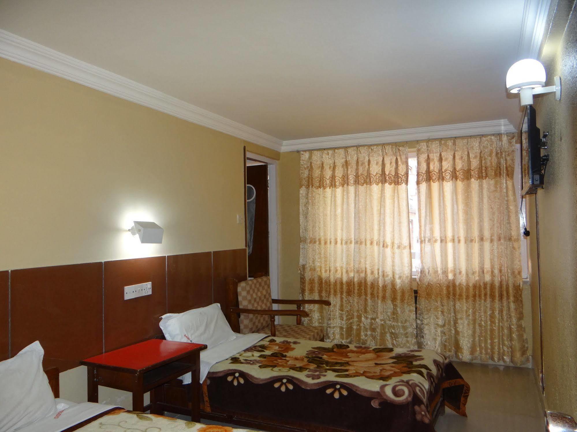 Hotel Blue Diamond Thamel