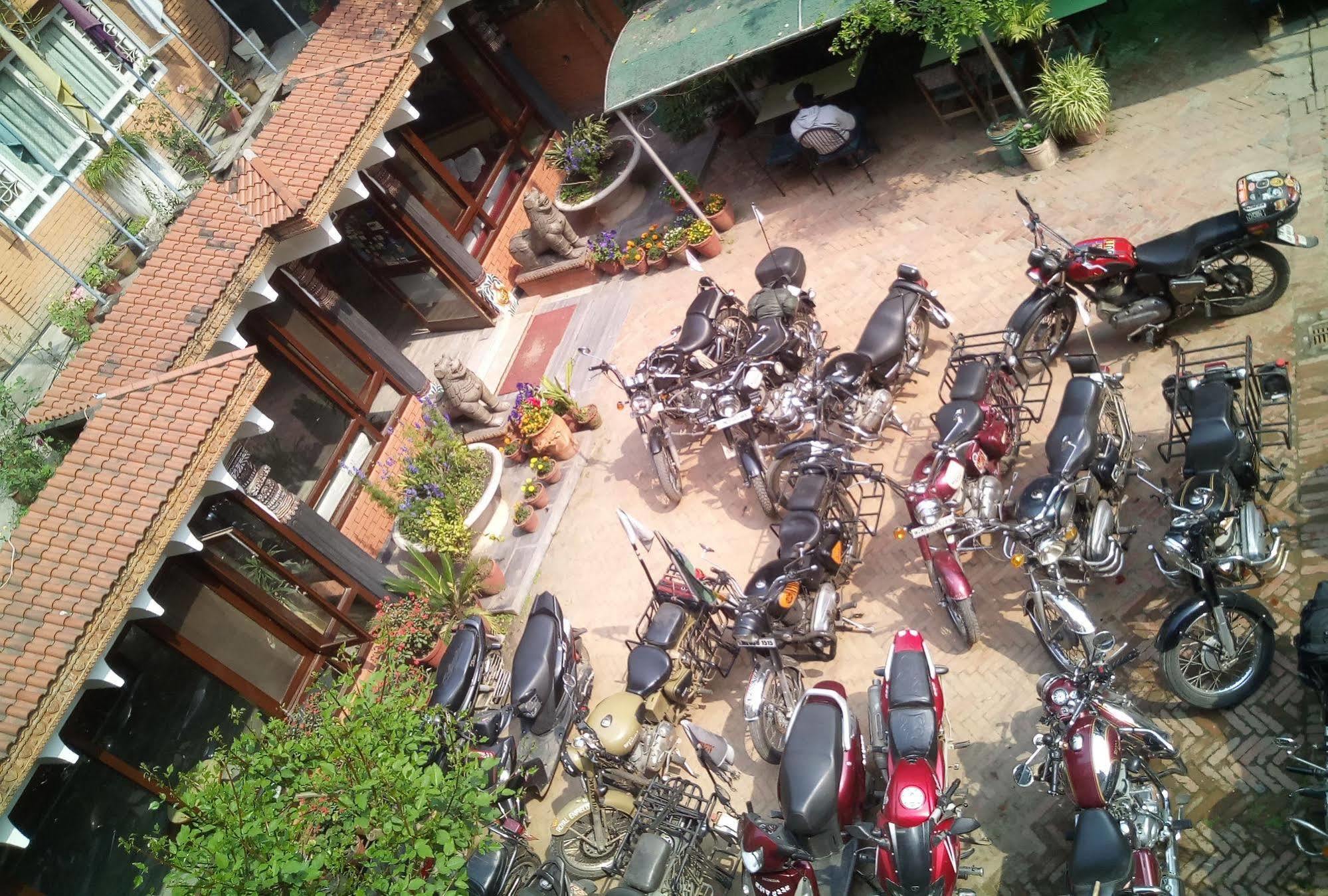 Hotel Blue Diamond Thamel 2*
