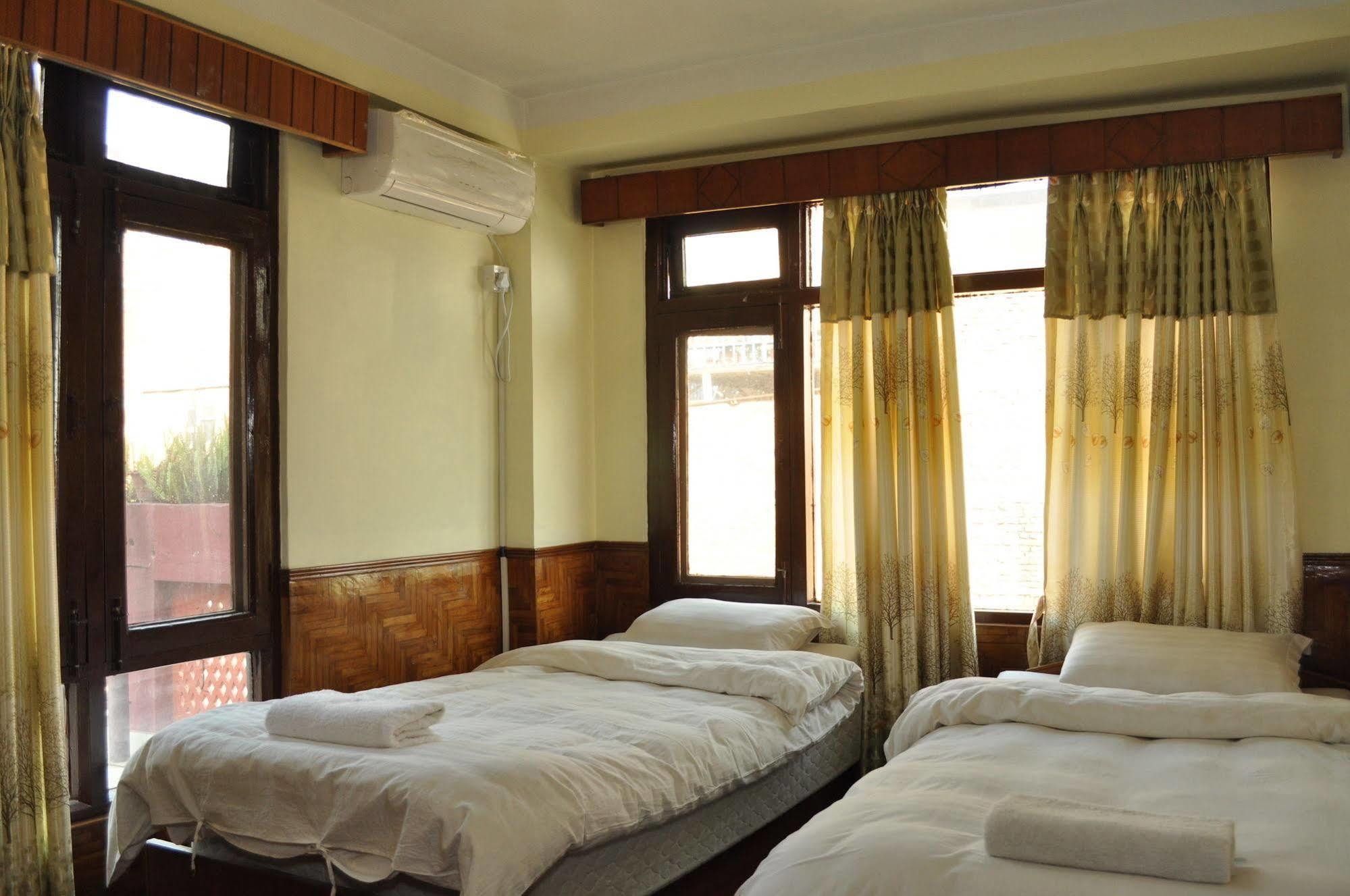 Inn Florid Nepal 2*