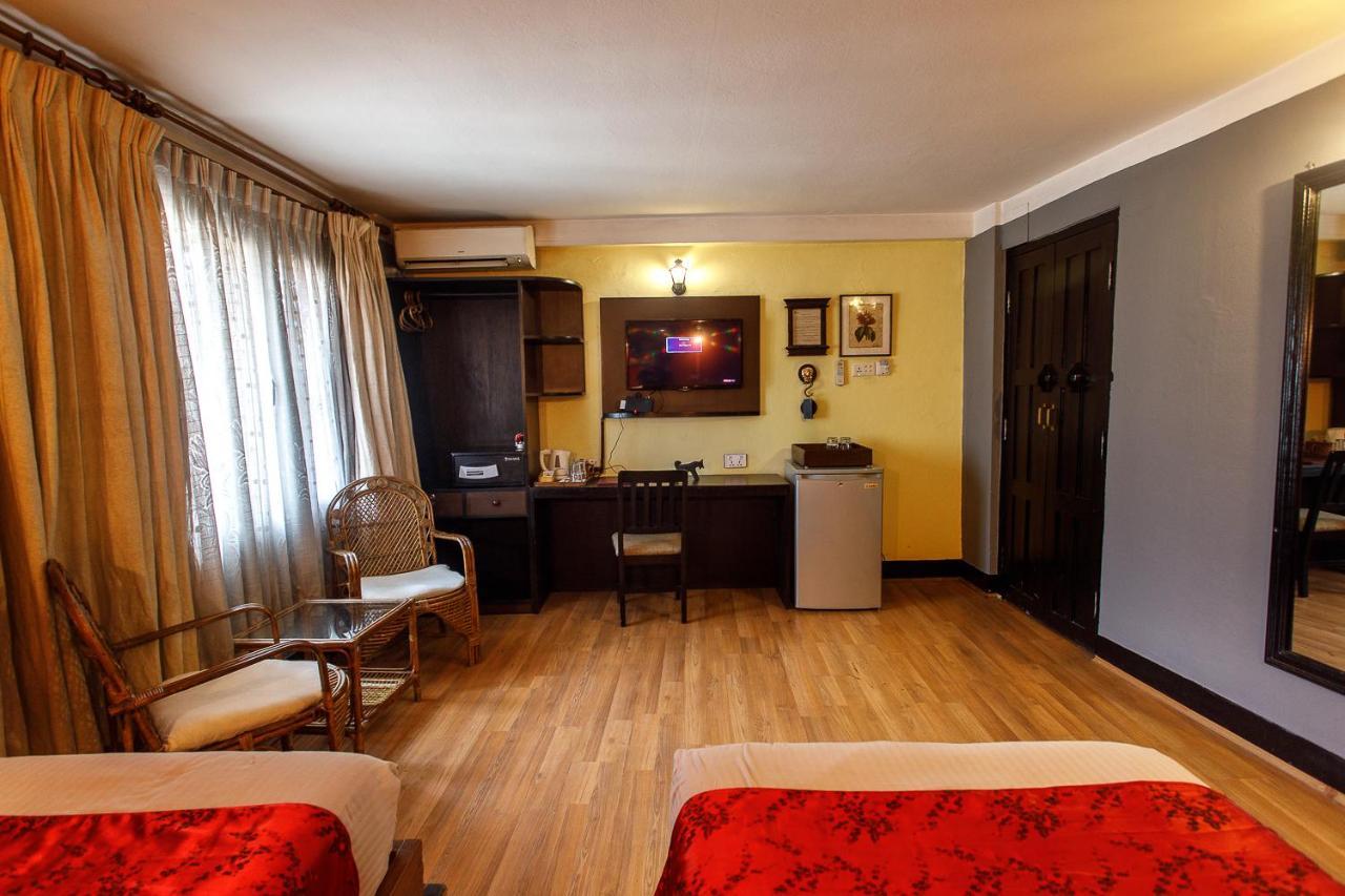 Ambassador Garden Hotel 4*