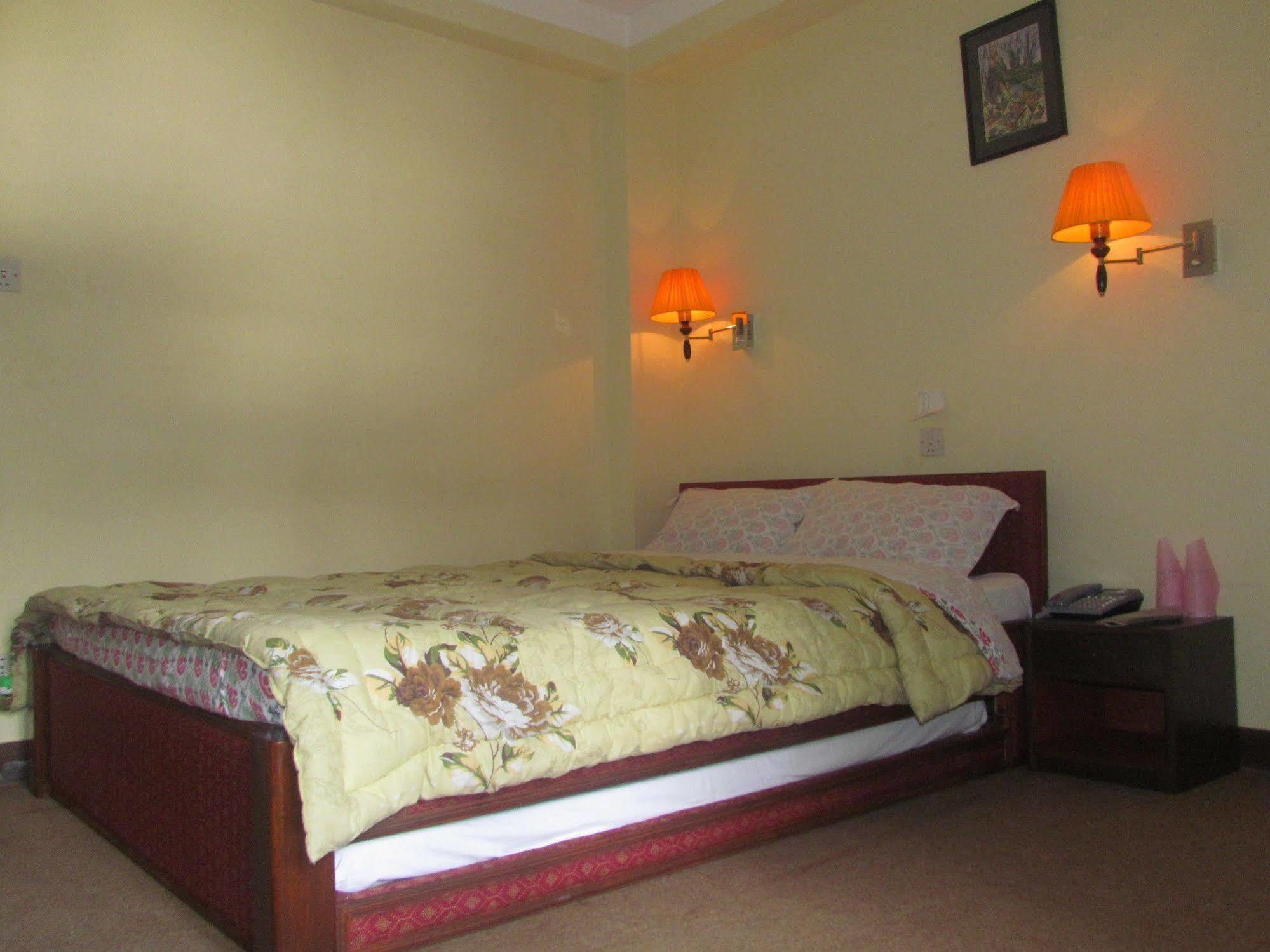 Zen Hotel 2*