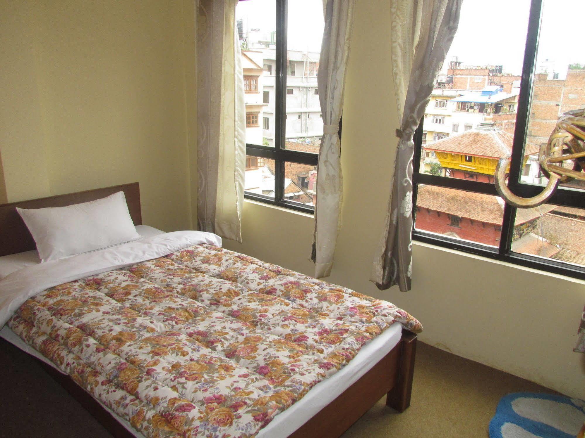 Zen Hotel 2*