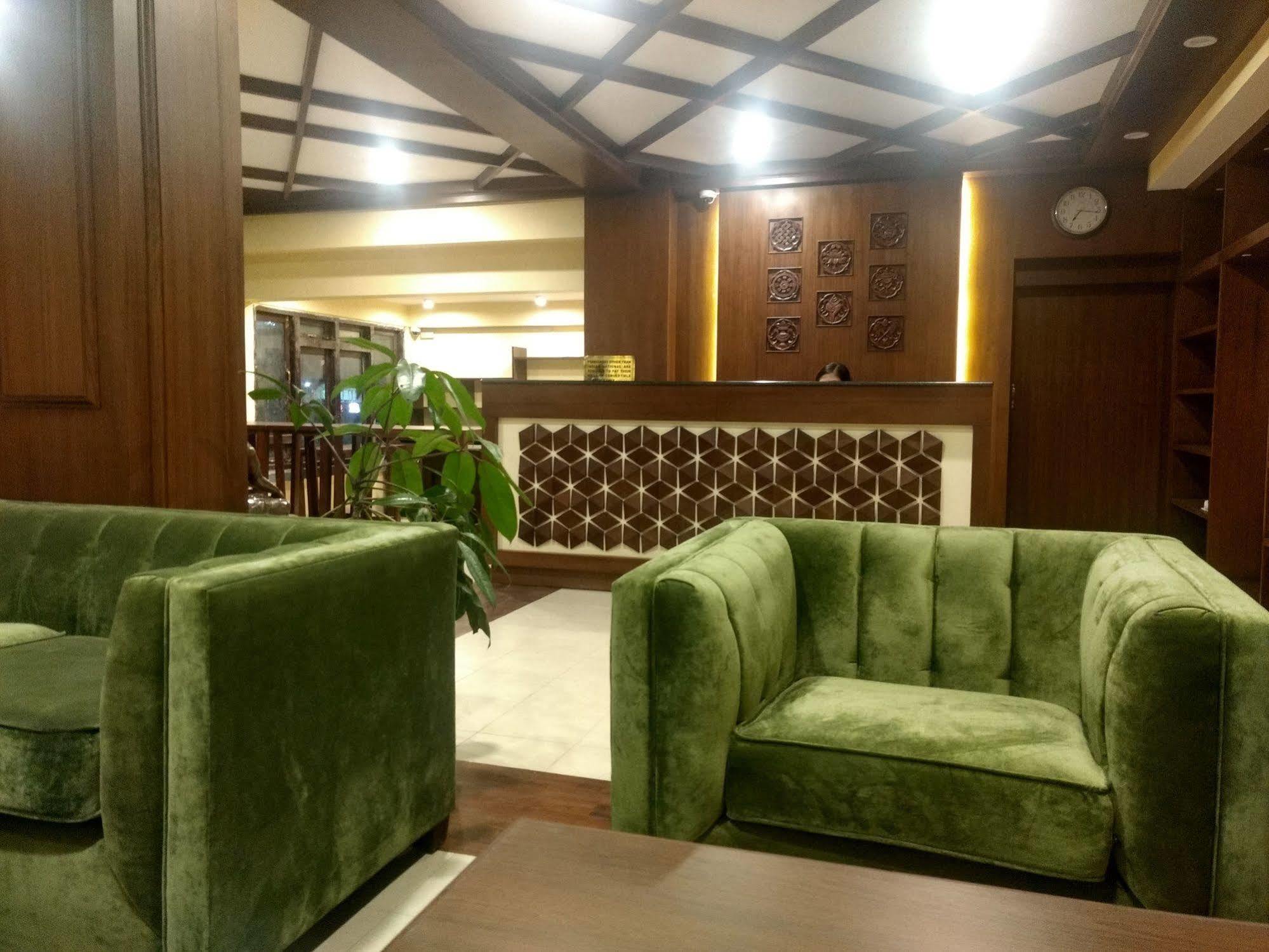Hotel Padma 3*