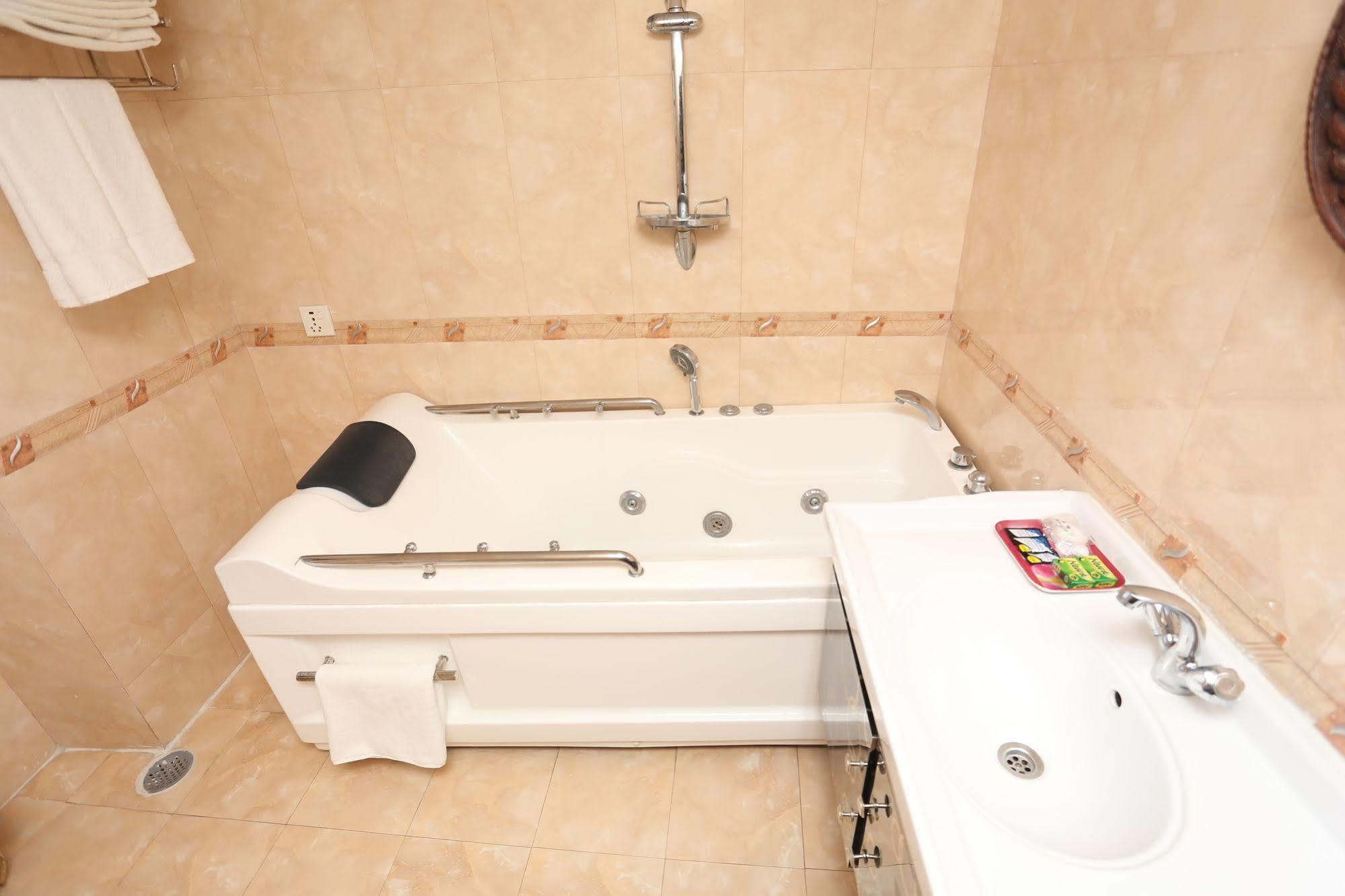 Hotel Thamel Eco 4*