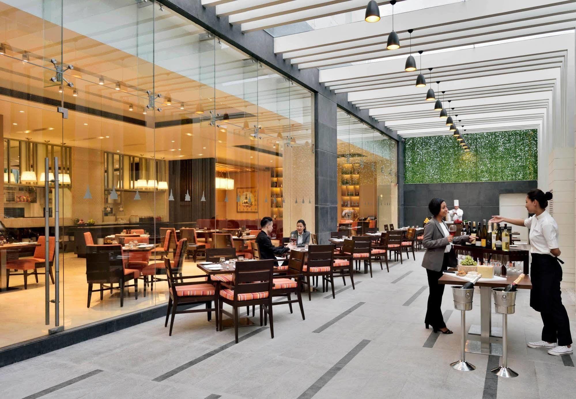 Hotel Fairfield By Marriott Kathmandu 4*