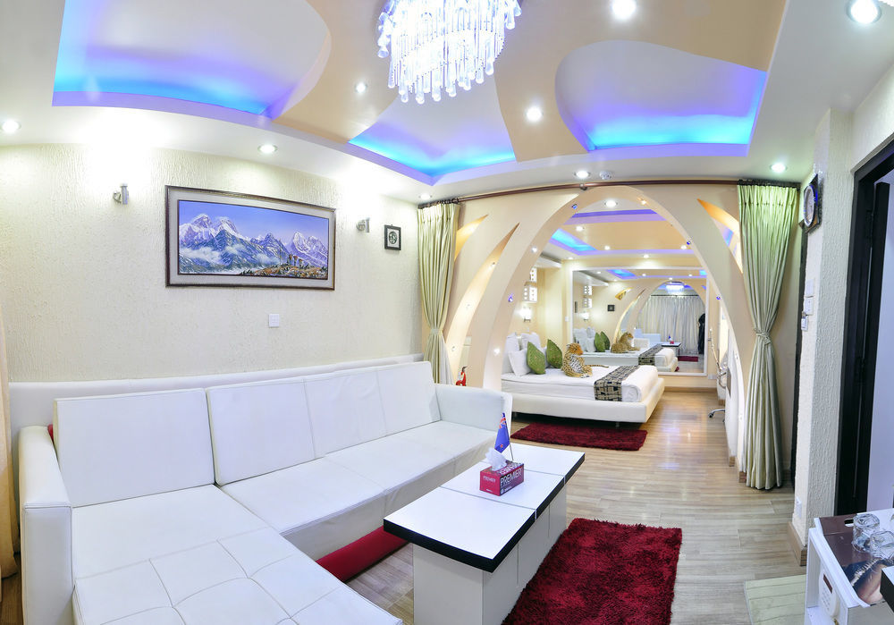 Aria Boutique & 4*