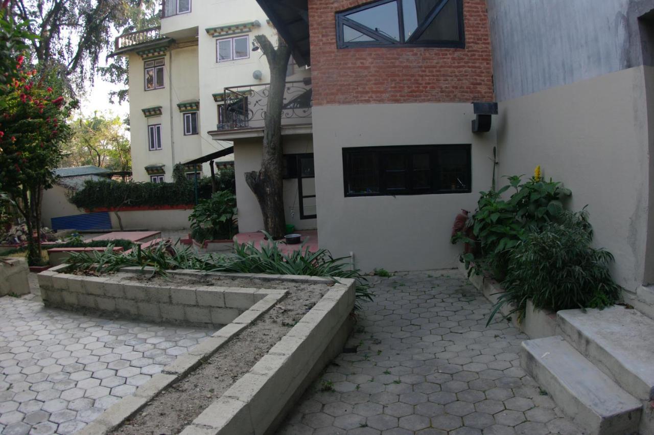 Rumah tetamu Laughing Buddha & Garden Theater *