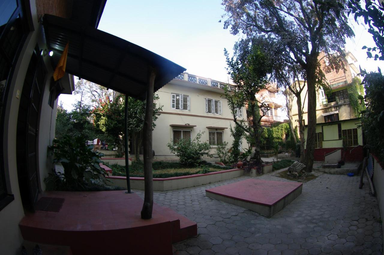 Rumah tetamu Laughing Buddha & Garden Theater *