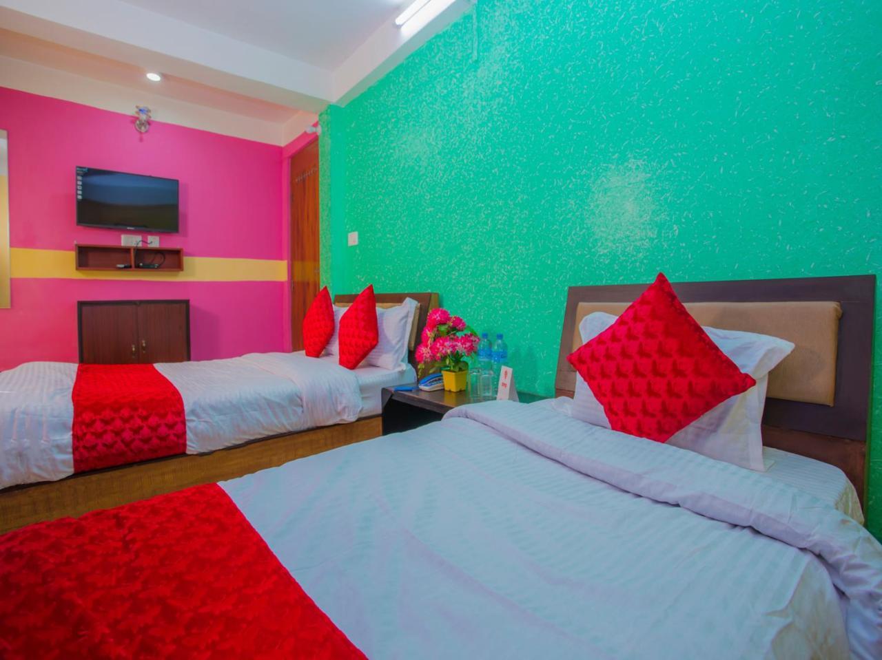Oyo 296 Subine Guest Hotel