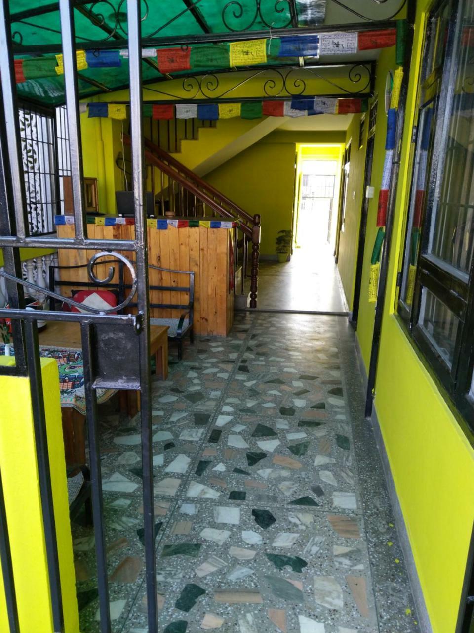 Famous Travellers Hub Bed & Breakfast