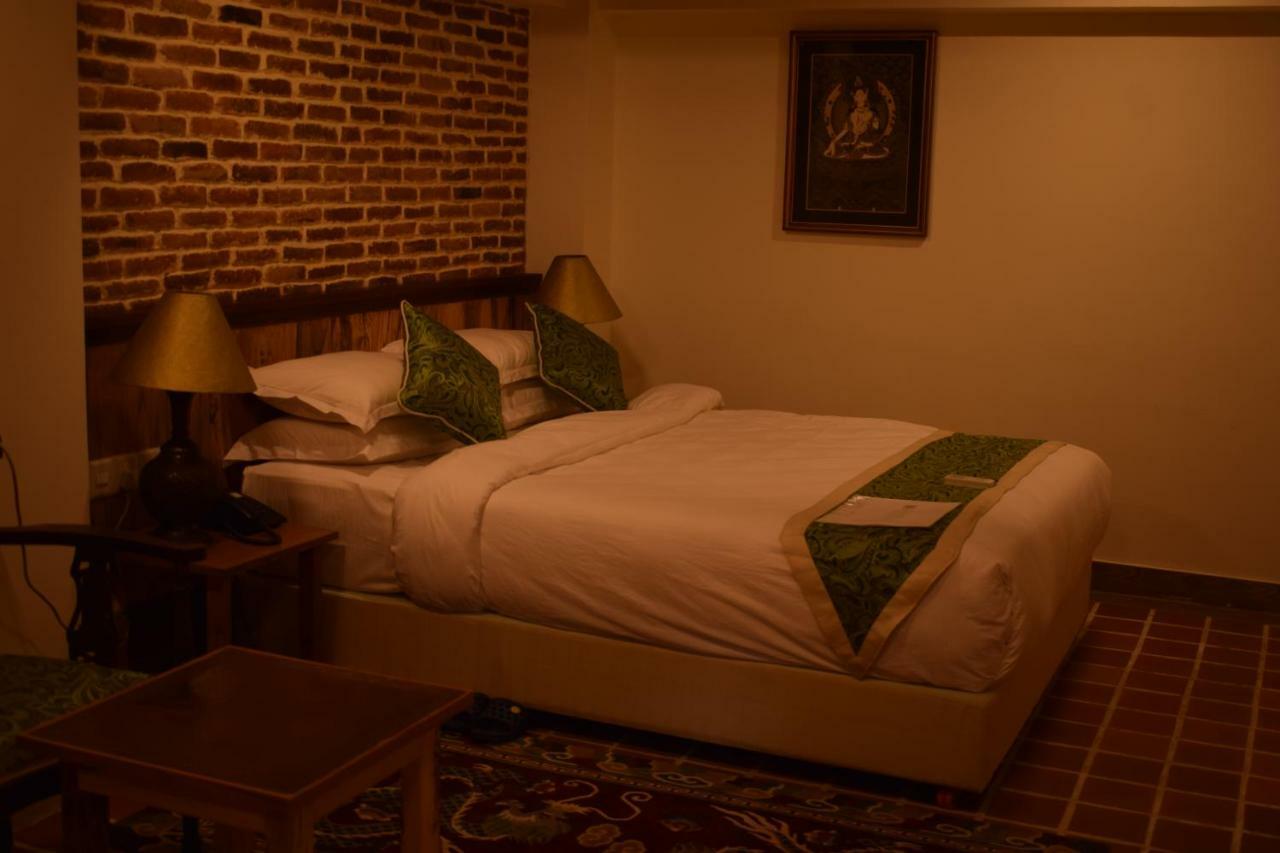 Heranya Yala Hotel