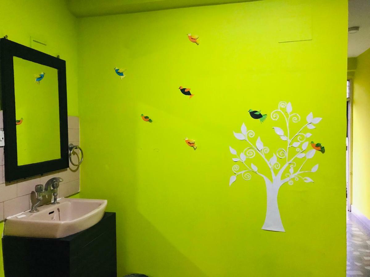 Famous Travellers Hub Bed & Breakfast Kathmandu