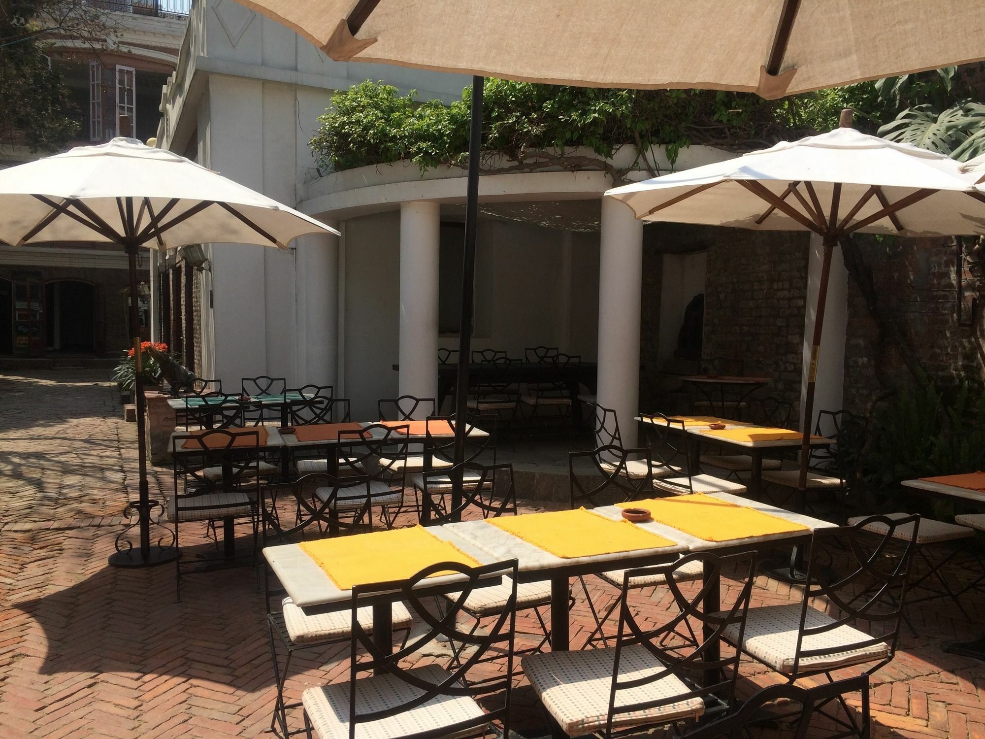 3 By Pauline 3* Kathmandu