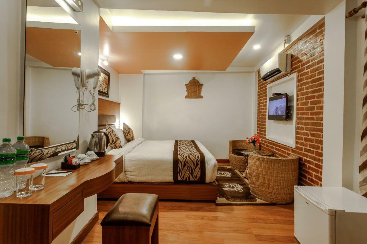 Shreesu Hotel 3*