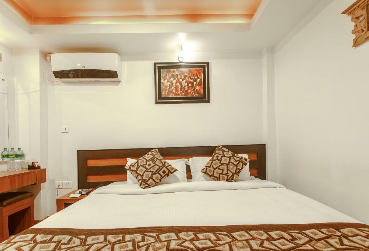 Shreesu Hotel 3*