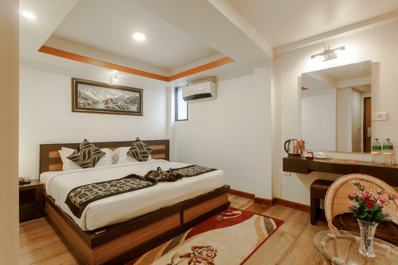 Shreesu Hotel