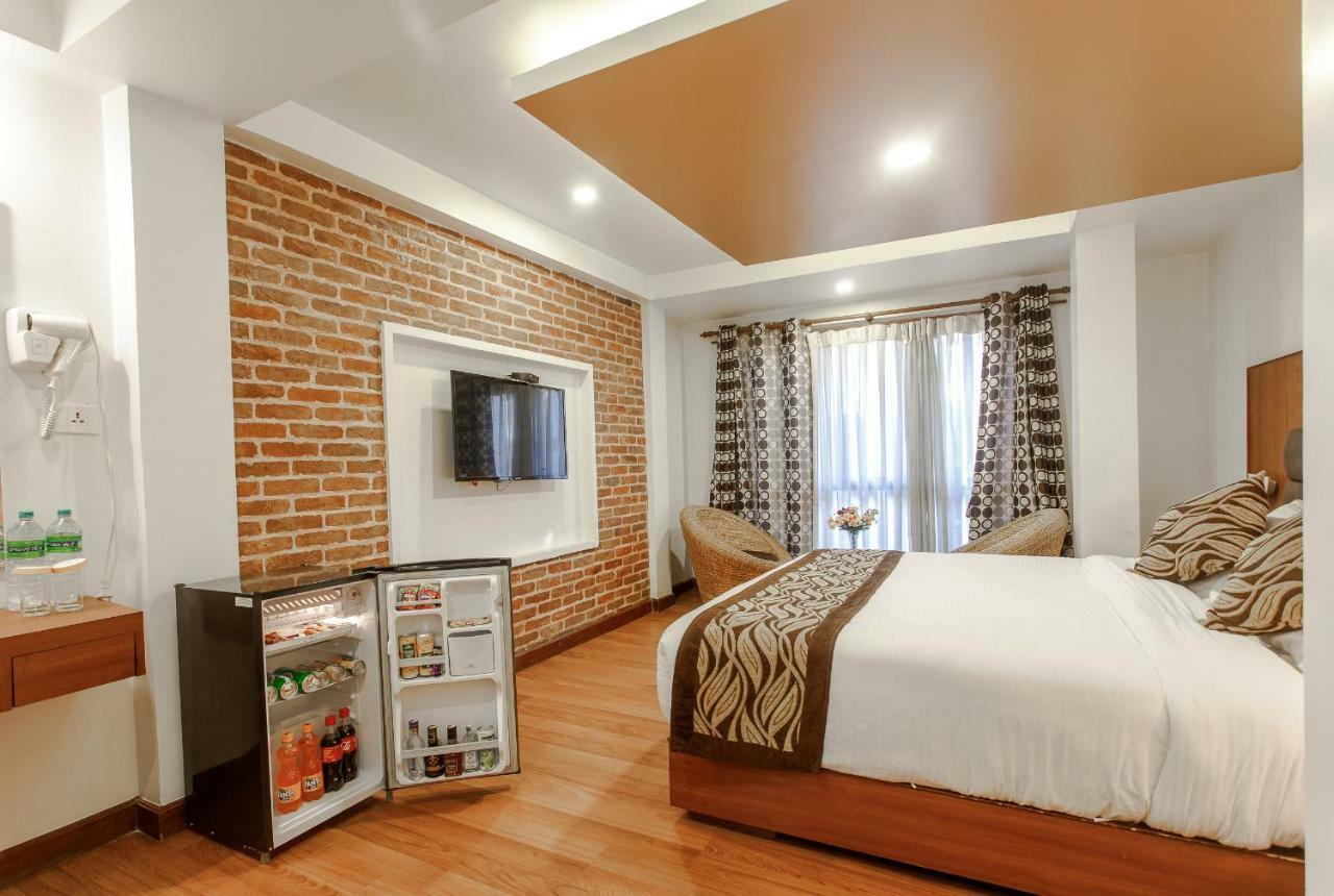 Hotel Shreesu 3*