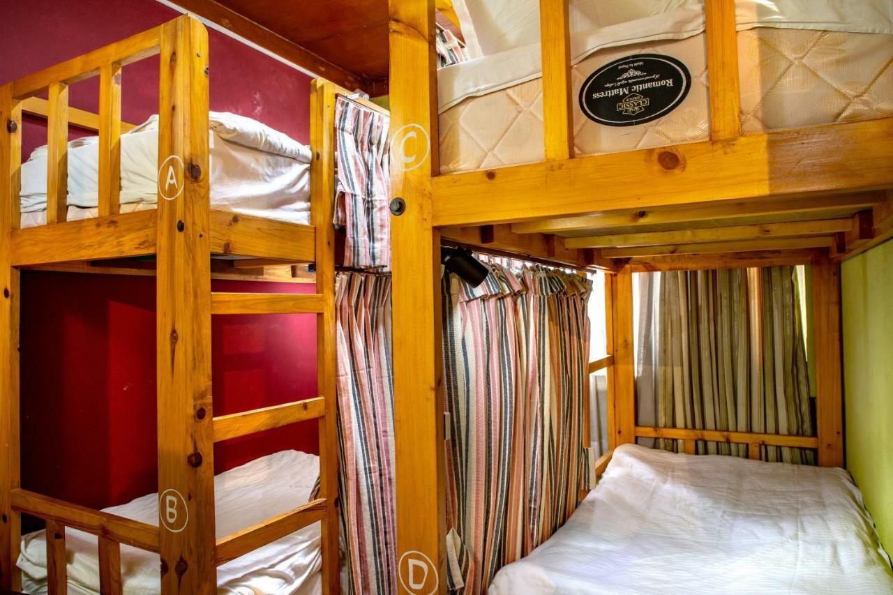 Shangrila Boutique Hostel *