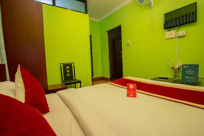 Hotel Oyo 146 Somewhere & Resturant Kathmandu