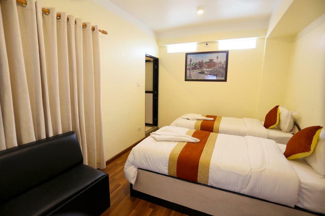 Hotel Sweet Town 2*
