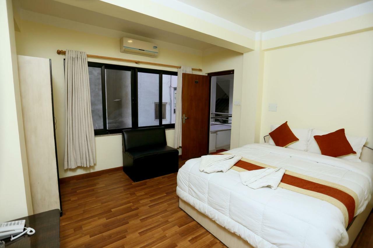 Hotel Sweet Town