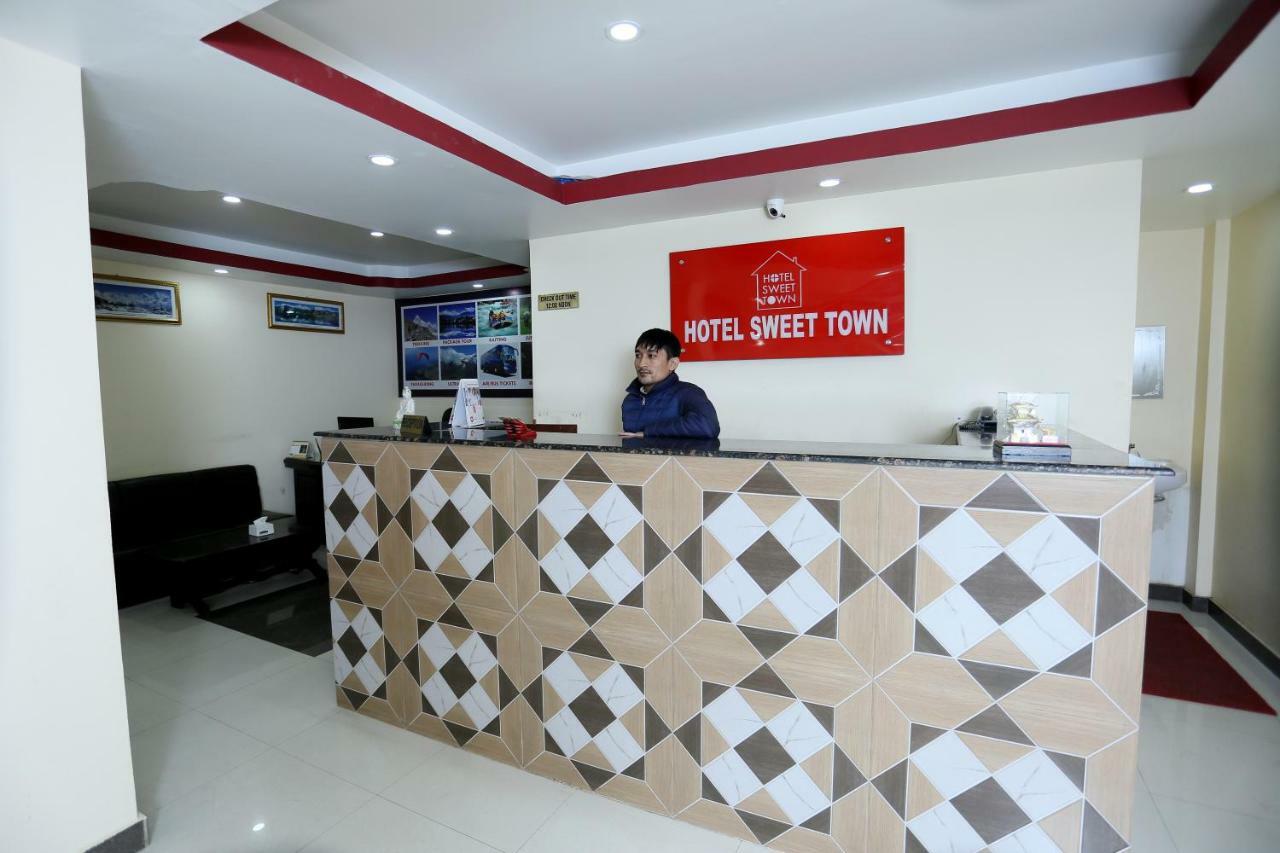 Hotel Sweet Town
