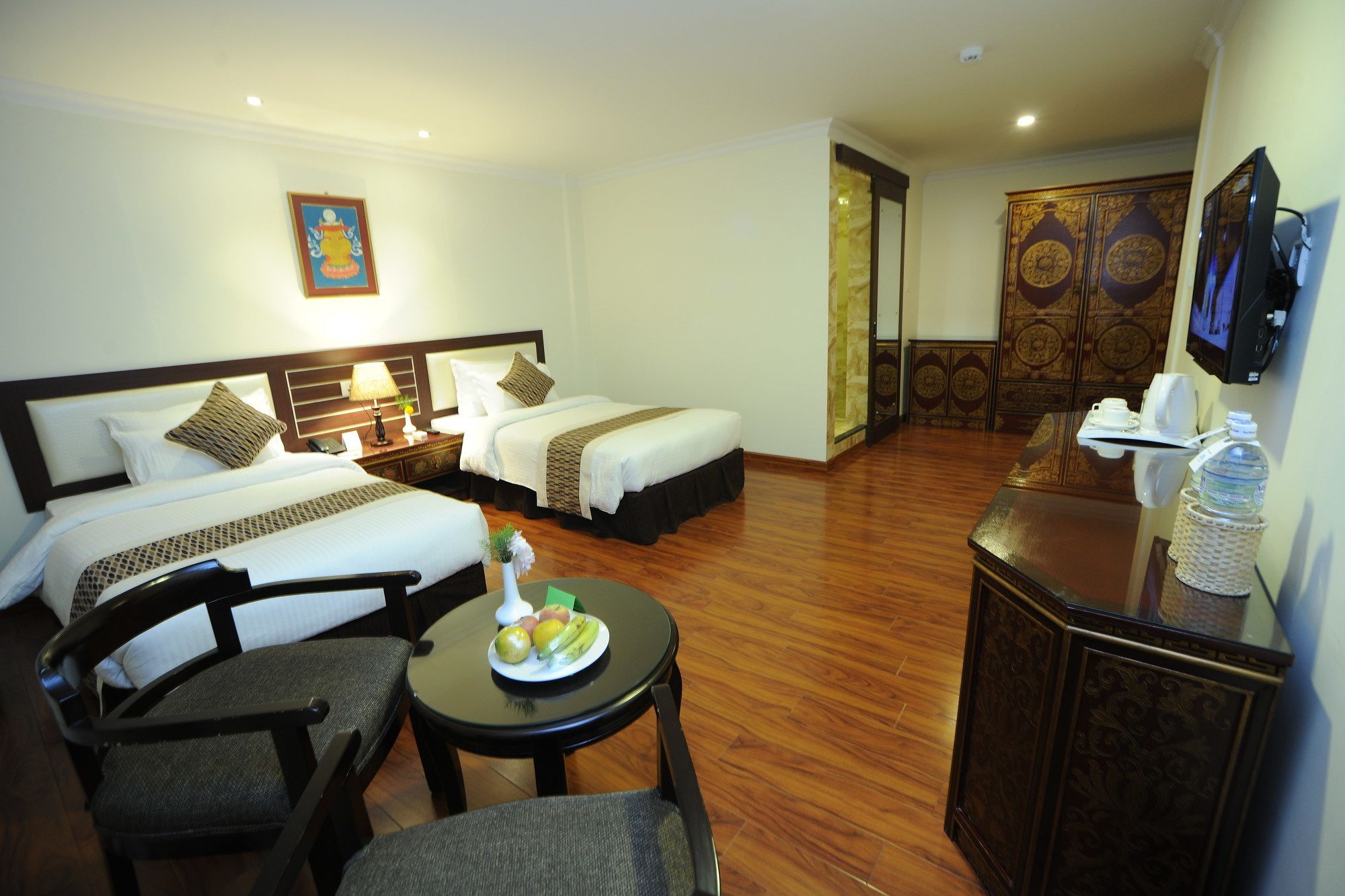 Ghangri Hotel