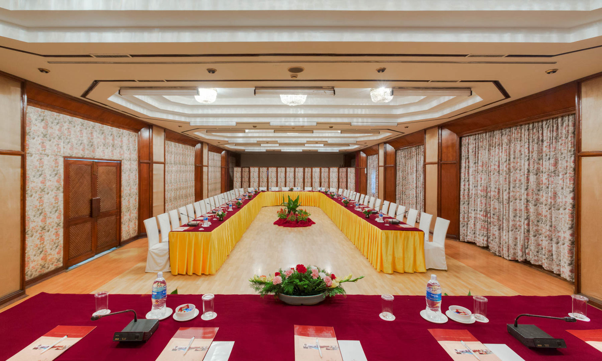 Himalaya Hotel
