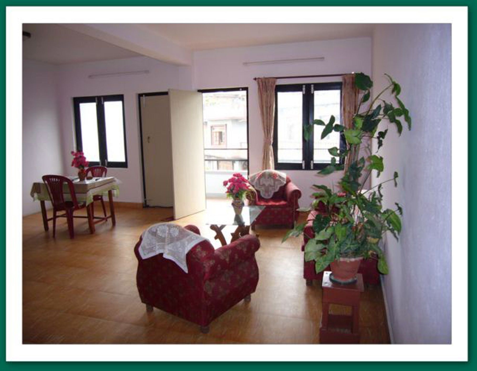 Le Rhododendron D'hotes Bed & Breakfast 2*