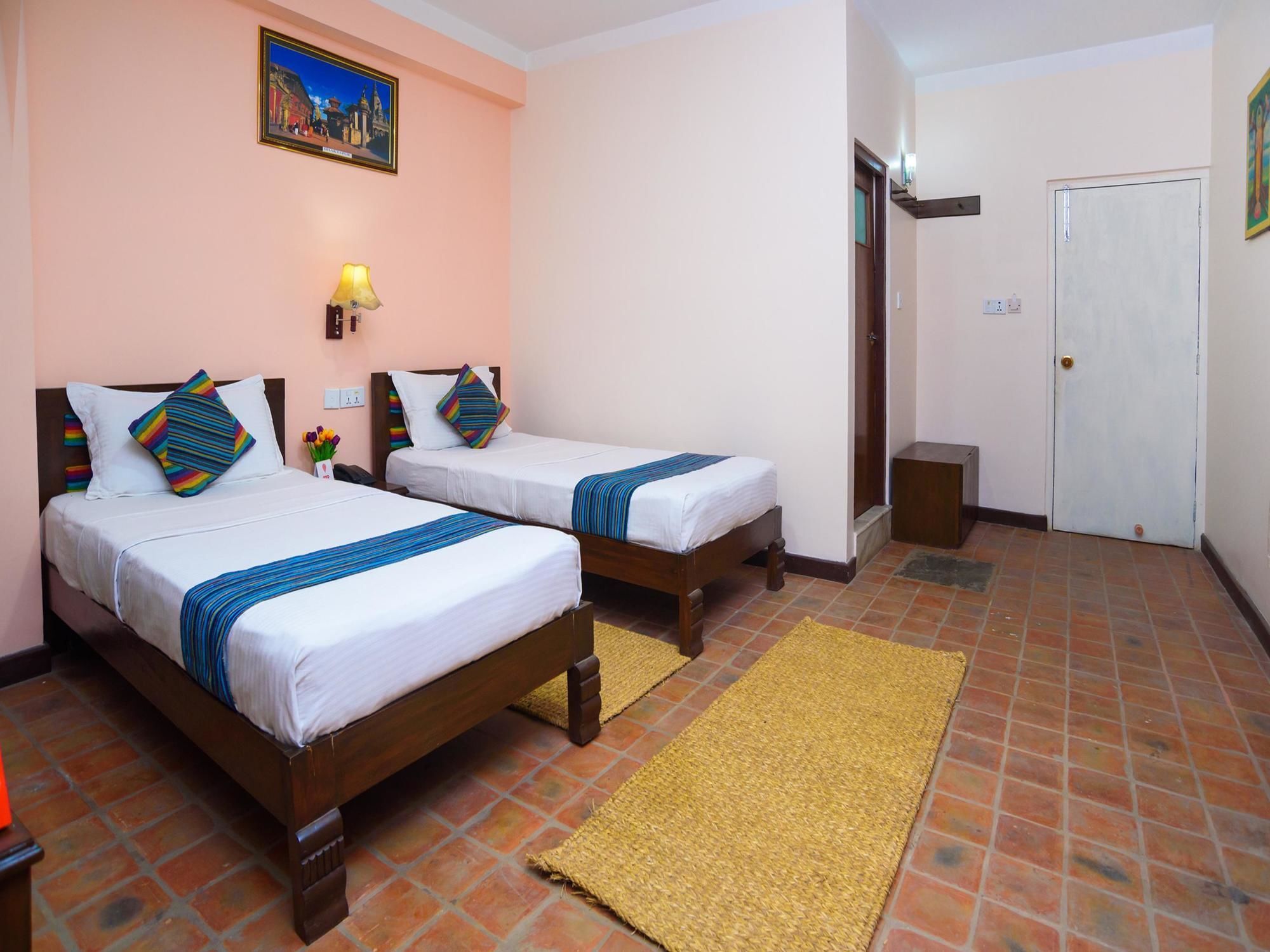 Hotel Oyo 109 Embassy