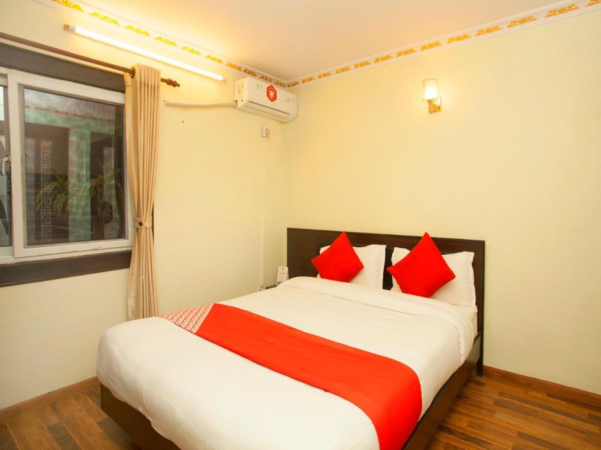Hotel Blackstone 2*