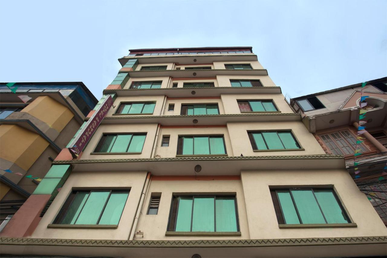 Spot On 380 Pashupati Plaza 3*