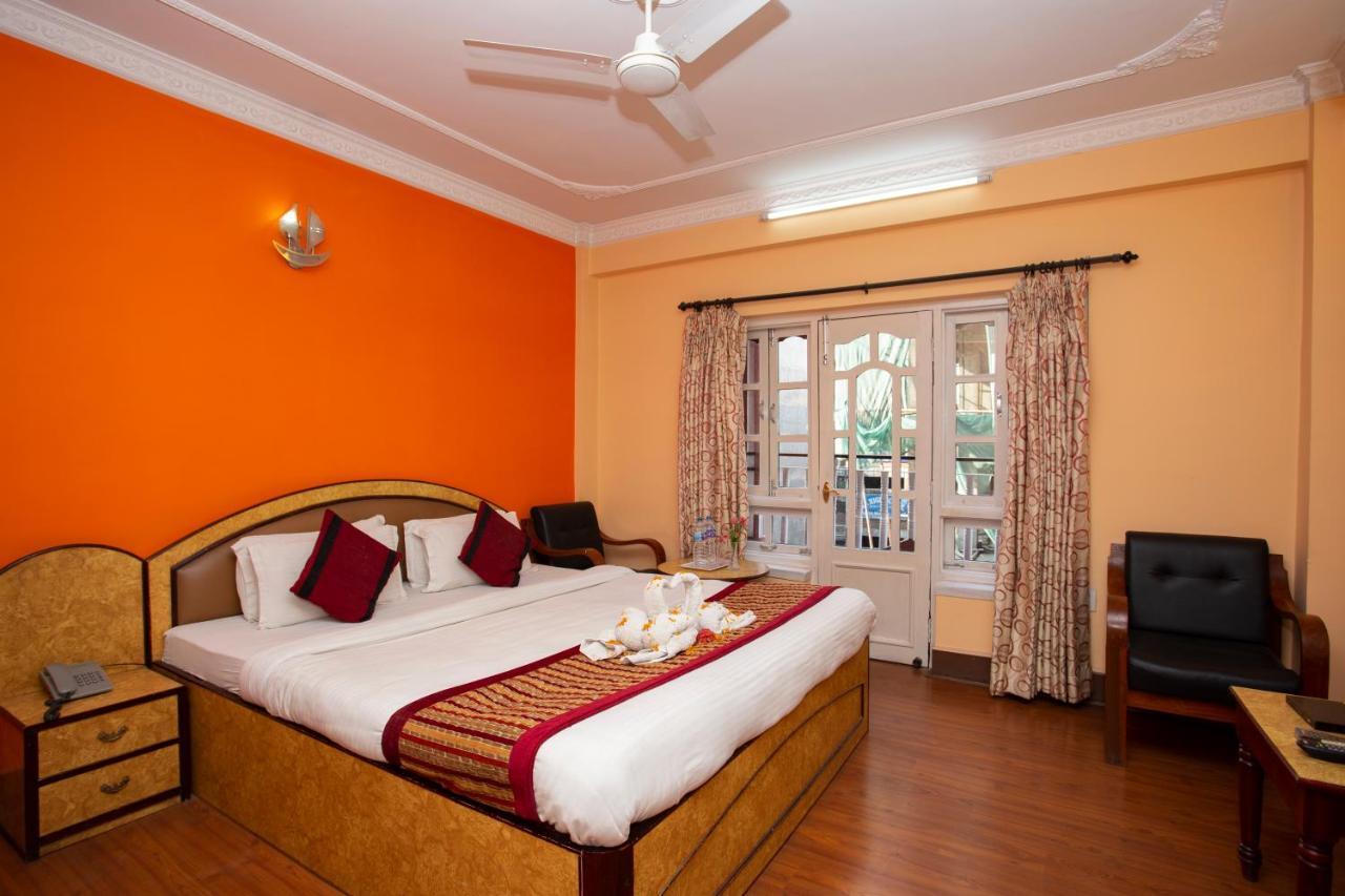 Happy Or Mudkhu Durbar 3*