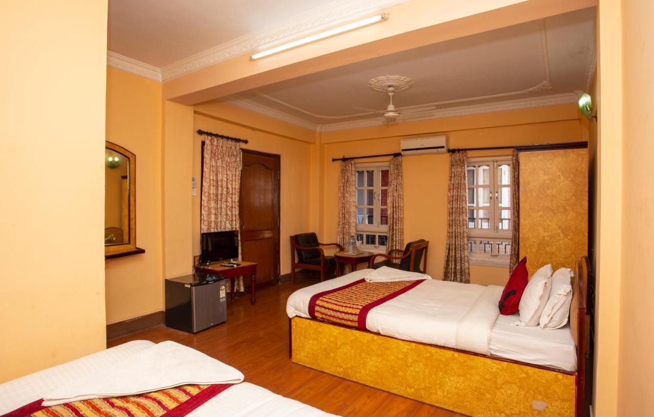 Hotel Happy Or Mudkhu Durbar
