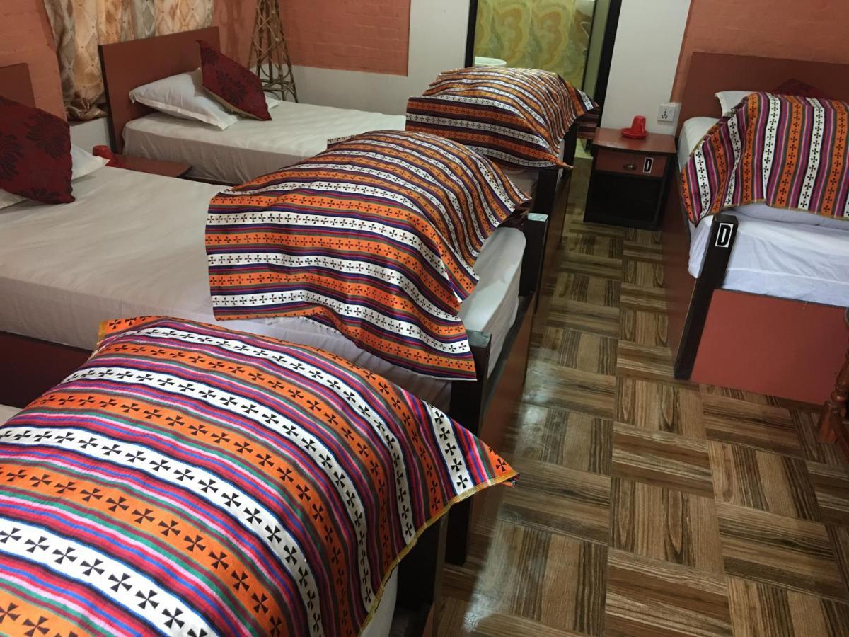 Bed & Breakfast Royal Tourist House 2*