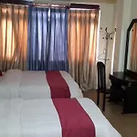 Hotel Everest Mount Holiday