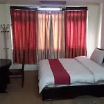Hotel Everest Mount Holiday