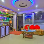 Oyo 656 Hotel Shree Guru