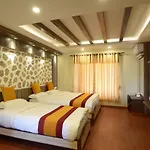 Maya Boutique Hotel
